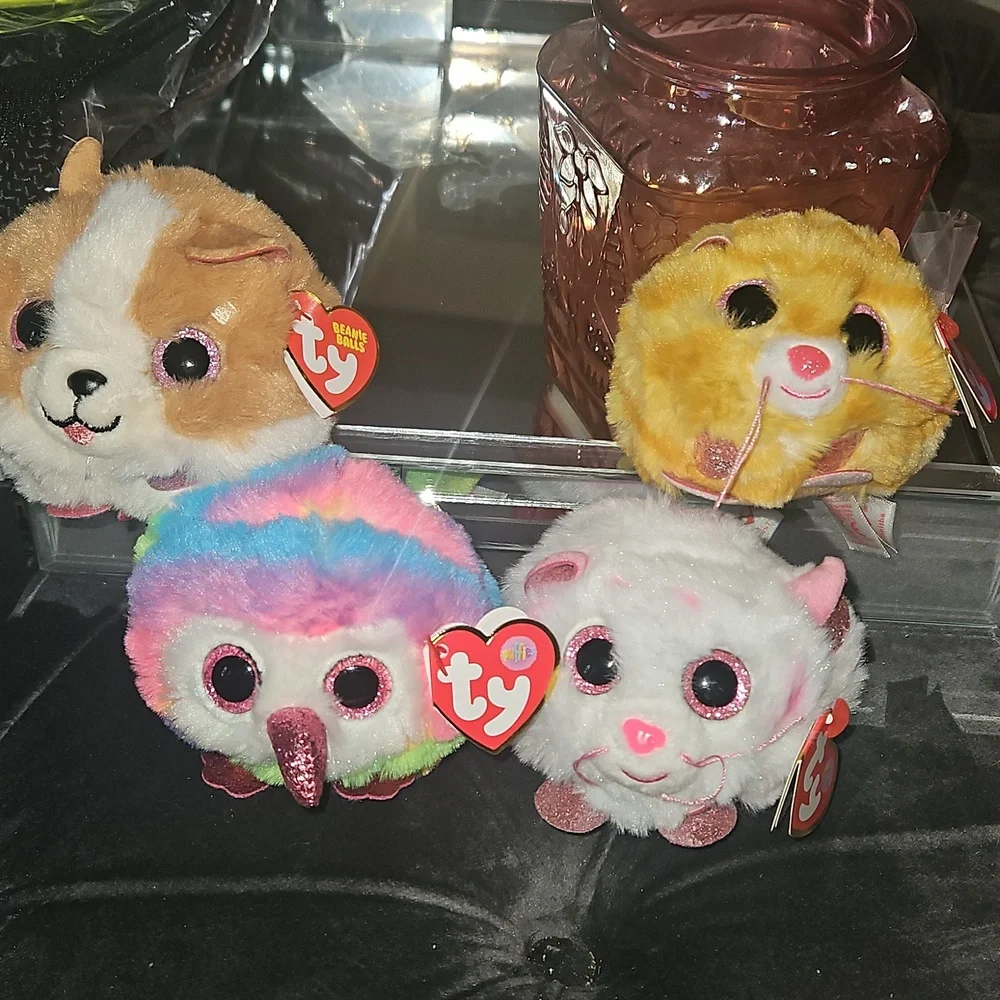 4 TY BEANIE PUFFIES AND BALLS COLLECTIONS
